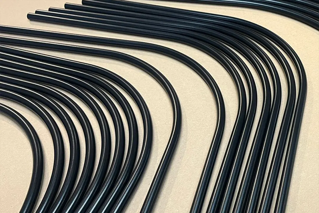 Tubos com revestimento autolubrificante apresentados pela Flupol